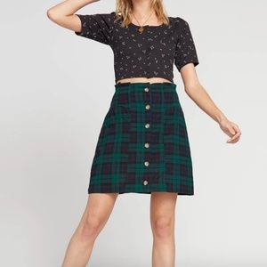 NWT Volcom Untamed Feels Skirt-S Flattering Fit